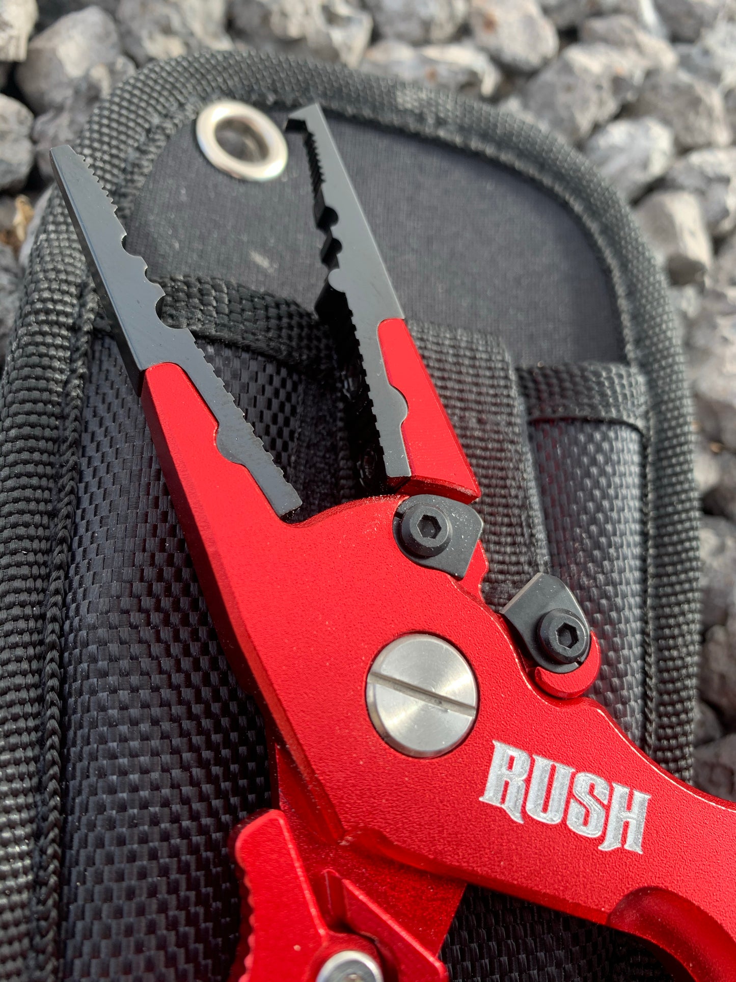 Rush pliers